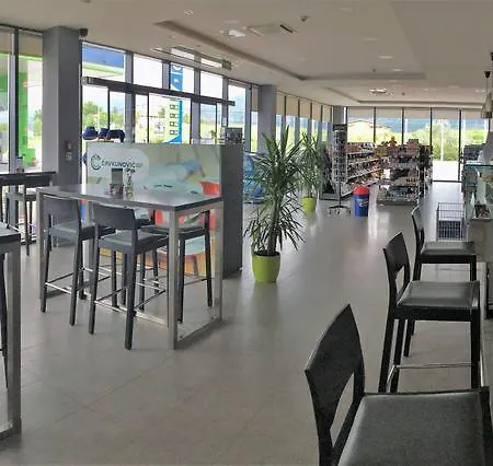 モーテル Kamenica Bihać