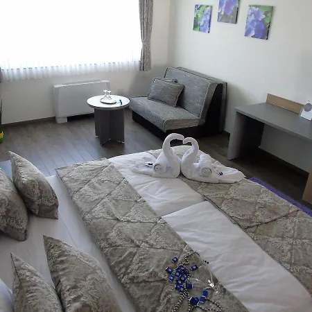 Kamenica 3* Bihać